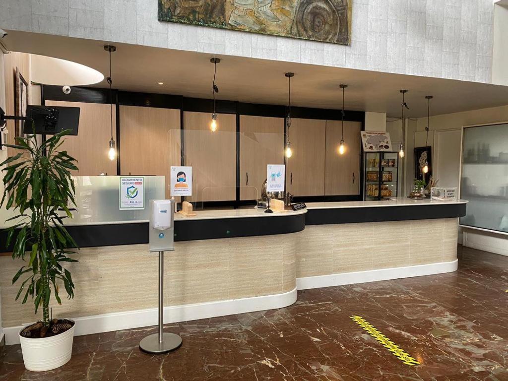 Hotel Vejo レイノサ エクステリア 写真