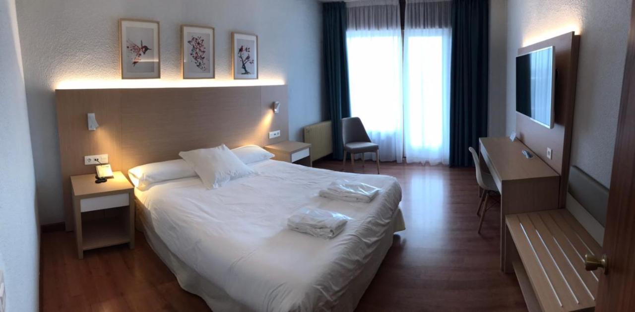 Hotel Vejo レイノサ エクステリア 写真