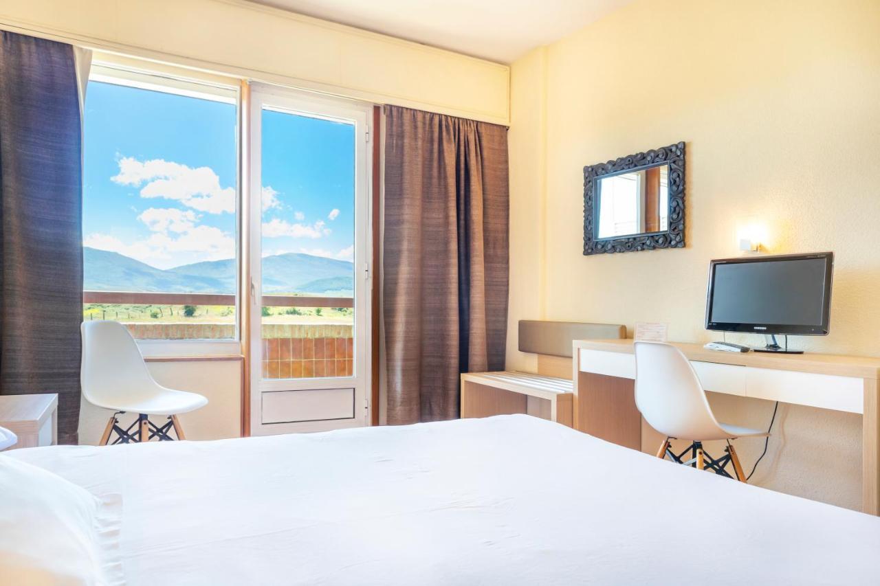 Hotel Vejo レイノサ エクステリア 写真